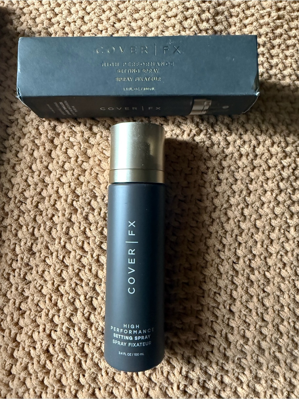 COVER FX High Performance Setting Spray — Black with Gold Cap